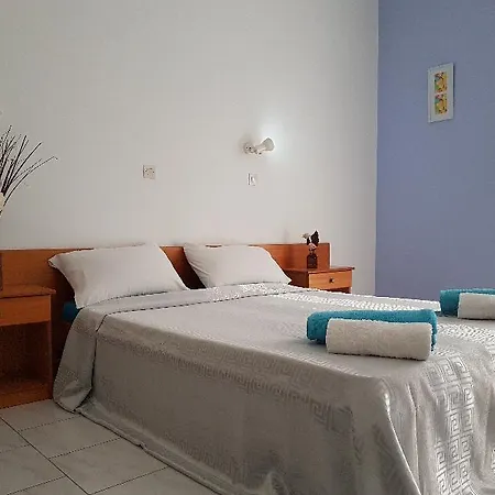 Pyrgos 2* Kremastí