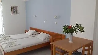 Hotel Pyrgos 2*