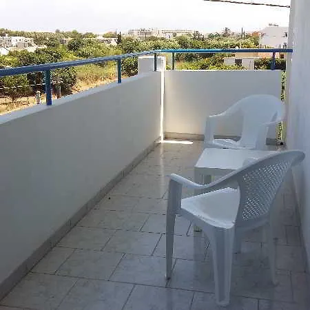 Hotel Pyrgos 2*
