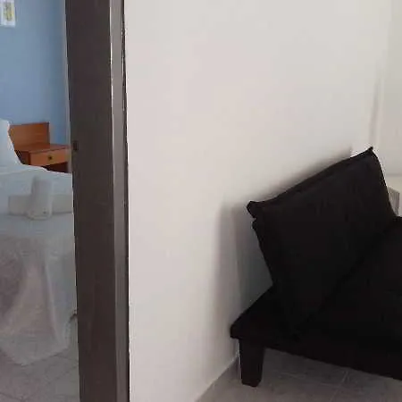 Hotel Pyrgos 2*