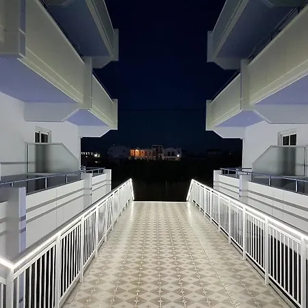 Pyrgos Hotel 2*